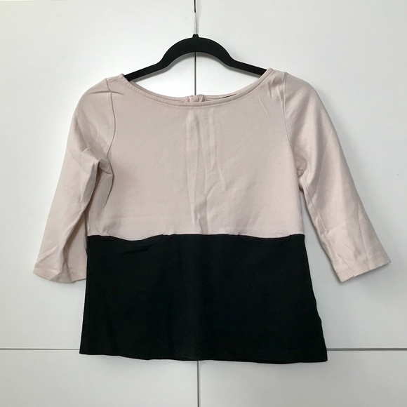 2/$25 H&M Mid Sleeve Top - Picture 1 of 8